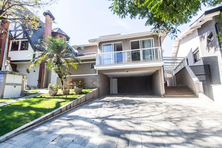 Casa de condomínio para alugar com 350m², 3 quartos e 2 vagas Casa de condomínio para alugar com 350m², 3 quartos e 2 vagasVista da Rua