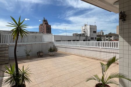 Casa para alugar com 287m², 5 quartos e 2 vagas Casa para alugar com 287m², 5 quartos e 2 vagasTerraço