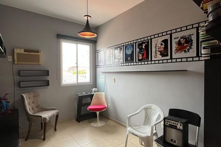 Casa para alugar com 287m², 5 quartos e 2 vagas Casa para alugar com 287m², 5 quartos e 2 vagasQuarto