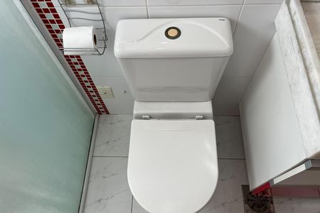 Casa para alugar com 287m², 5 quartos e 2 vagas Casa para alugar com 287m², 5 quartos e 2 vagasBanheiro da Suíte 1 e 2