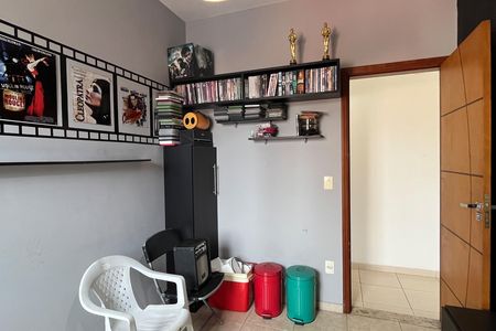 Casa para alugar com 287m², 5 quartos e 2 vagas Casa para alugar com 287m², 5 quartos e 2 vagasQuarto