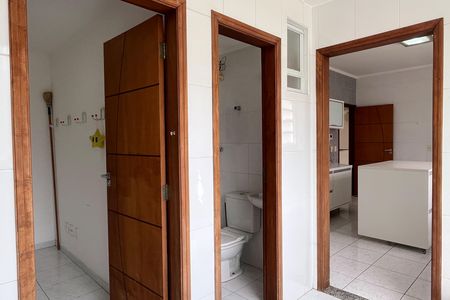Casa para alugar com 287m², 5 quartos e 2 vagas Casa para alugar com 287m², 5 quartos e 2 vagasÁrea de Serviço