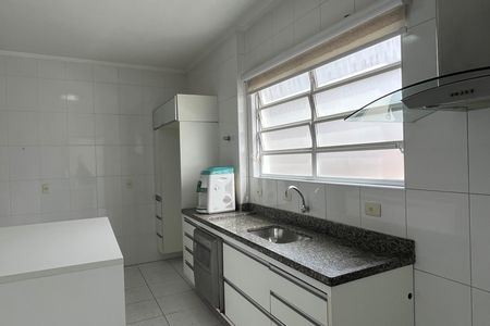 Casa para alugar com 287m², 5 quartos e 2 vagas Casa para alugar com 287m², 5 quartos e 2 vagasCozinha