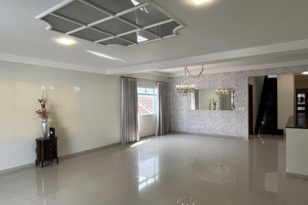 Sala de casa para alugar com 5 quartos, 287m² em Aparecida, Santos