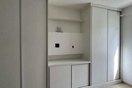 Casa para alugar com 287m², 5 quartos e 2 vagas Casa para alugar com 287m², 5 quartos e 2 vagasSuíte 3