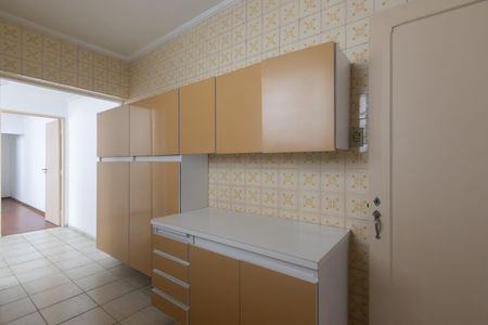Casa para alugar com 200m², 4 quartos e 2 vagas Casa para alugar com 200m², 4 quartos e 2 vagasCozinha