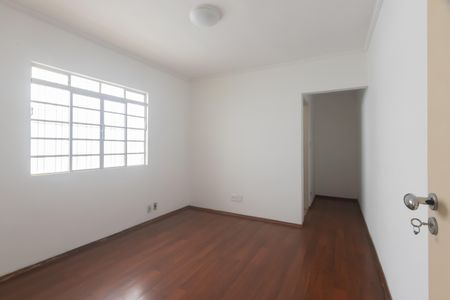 Casa para alugar com 200m², 4 quartos e 2 vagas Casa para alugar com 200m², 4 quartos e 2 vagasQuarto Suíte