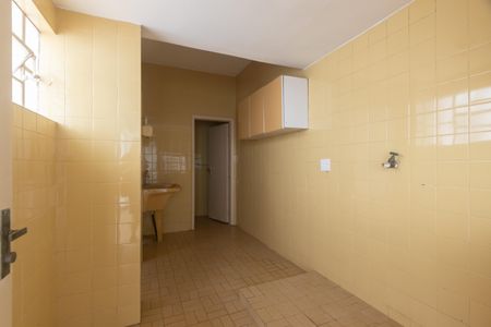 Casa para alugar com 200m², 4 quartos e 2 vagas Casa para alugar com 200m², 4 quartos e 2 vagasÁrea de Serviço