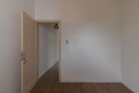 Casa para alugar com 200m², 4 quartos e 2 vagas Casa para alugar com 200m², 4 quartos e 2 vagasQuarto 2