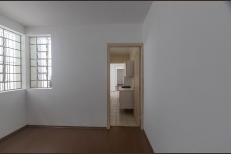 Casa para alugar com 200m², 4 quartos e 2 vagas Casa para alugar com 200m², 4 quartos e 2 vagasSala