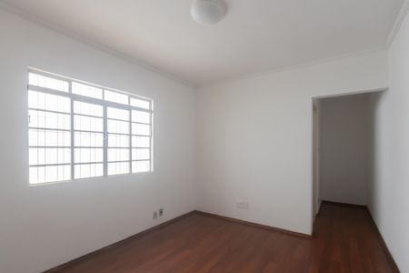 Casa para alugar com 200m², 4 quartos e 2 vagas Casa para alugar com 200m², 4 quartos e 2 vagasQuarto Suíte