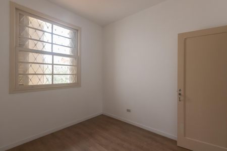 Casa para alugar com 200m², 4 quartos e 2 vagas Casa para alugar com 200m², 4 quartos e 2 vagasQuarto 2