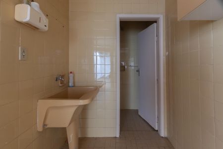 Casa para alugar com 200m², 4 quartos e 2 vagas Casa para alugar com 200m², 4 quartos e 2 vagasÁrea de Serviço