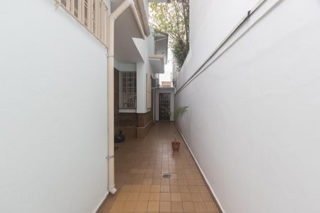 Casa para alugar com 200m², 4 quartos e 2 vagas Casa para alugar com 200m², 4 quartos e 2 vagasÁrea externa