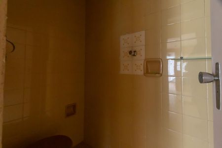 Casa para alugar com 200m², 4 quartos e 2 vagas Casa para alugar com 200m², 4 quartos e 2 vagasBanheiro de serviço