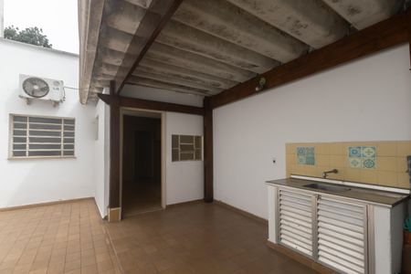 Casa para alugar com 200m², 4 quartos e 2 vagas Casa para alugar com 200m², 4 quartos e 2 vagasÁrea externa