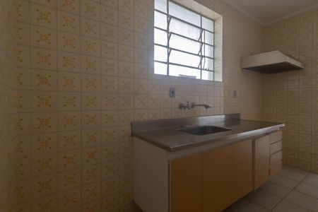 Casa para alugar com 200m², 4 quartos e 2 vagas Casa para alugar com 200m², 4 quartos e 2 vagasCozinha
