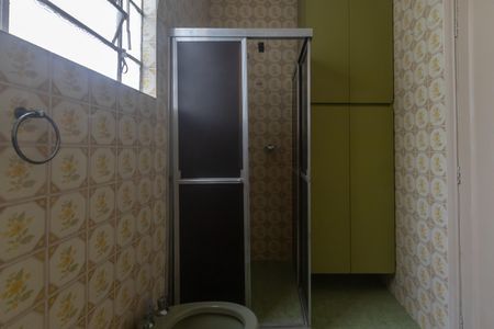 Casa para alugar com 200m², 4 quartos e 2 vagas Casa para alugar com 200m², 4 quartos e 2 vagasBanheiro Corredor