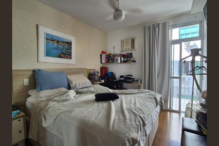 Apartamento para alugar com 220m², 4 quartos e 2 vagas
