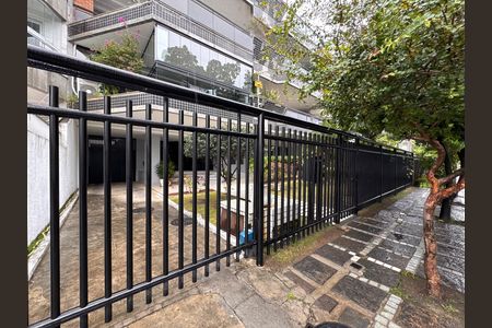 Apartamento para alugar com 220m², 4 quartos e 2 vagasFachada
