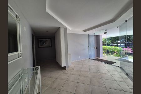 Apartamento para alugar com 220m², 4 quartos e 2 vagas