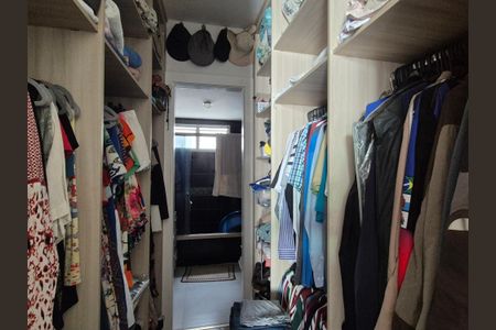 Apartamento para alugar com 220m², 4 quartos e 2 vagas