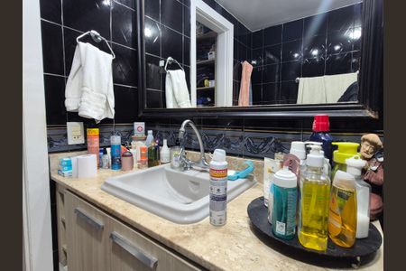 Apartamento para alugar com 220m², 4 quartos e 2 vagas