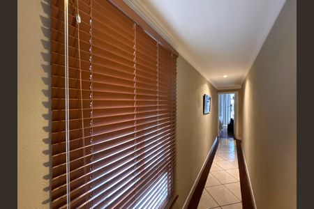 Apartamento para alugar com 220m², 4 quartos e 2 vagasCorredor