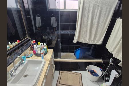 Apartamento para alugar com 220m², 4 quartos e 2 vagas