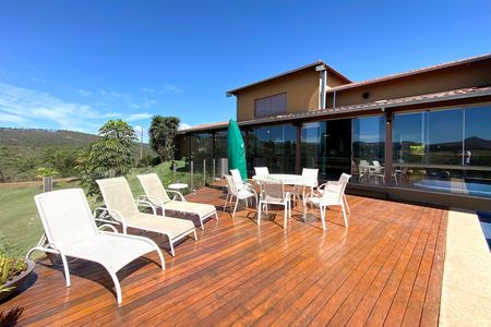 Casa de condomínio à venda com 500m², 5 quartos e 1 vaga Casa de condomínio à venda com 500m², 5 quartos e 1 vagaDeck Piscina