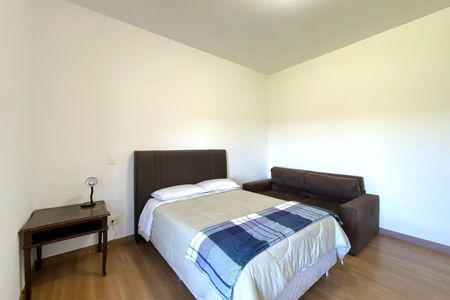 Casa de condomínio à venda com 500m², 5 quartos e 1 vaga Casa de condomínio à venda com 500m², 5 quartos e 1 vagaSemisuite 4