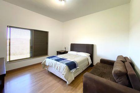 Casa de condomínio à venda com 500m², 5 quartos e 1 vaga Casa de condomínio à venda com 500m², 5 quartos e 1 vagaSemisuite 4