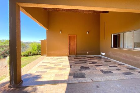 Casa de condomínio à venda com 500m², 5 quartos e 1 vaga Casa de condomínio à venda com 500m², 5 quartos e 1 vagaGaragem