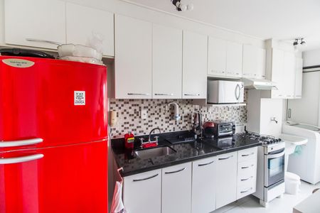 Apartamento à venda com 62m², 2 quartos e 1 vaga Apartamento à venda com 62m², 2 quartos e 1 vagaCozinha