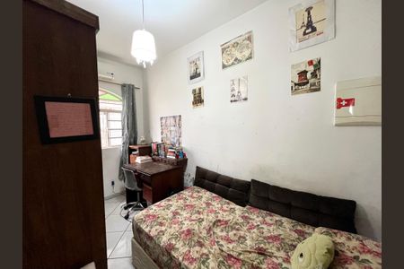 Casa à venda com 360m², 3 quartos e 4 vagas Casa à venda com 360m², 3 quartos e 4 vagasQuarto 1