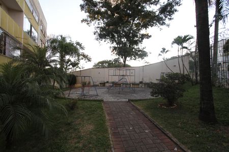 Apartamento para alugar com 70m², 3 quartos e 1 vagaÁrea comum - Playground
