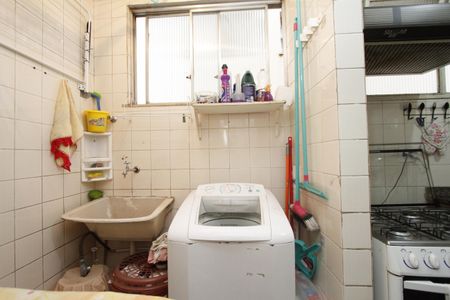 Apartamento para alugar com 70m², 3 quartos e 1 vagaÁrea de Serviço