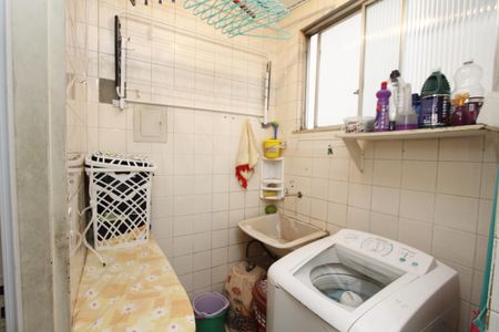Apartamento para alugar com 70m², 3 quartos e 1 vagaÁrea de Serviço