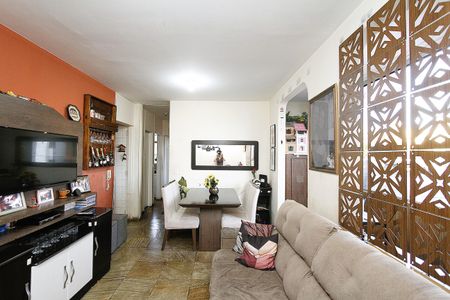 Sala de apartamento para alugar com 3 quartos, 70m² em Estoril, Belo Horizonte