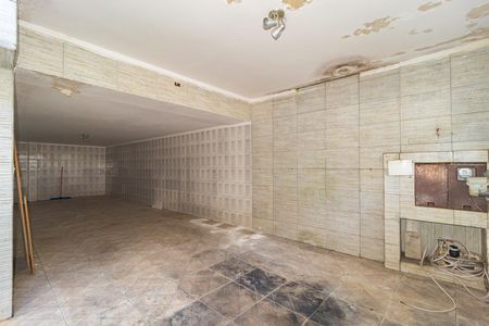 Garagem de casa à venda com 3 quartos, 125m² em Água Rasa, São Paulo