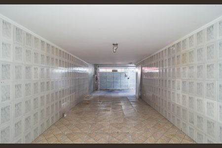 Garagem de casa à venda com 3 quartos, 125m² em Água Rasa, São Paulo