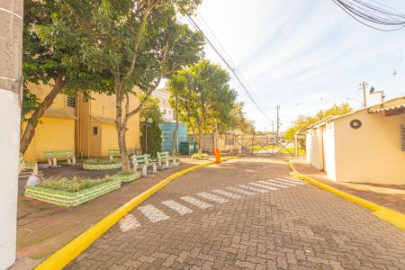 Apartamento para alugar com 43m², 2 quartos e 1 vagaÁrea Comum e Portaria