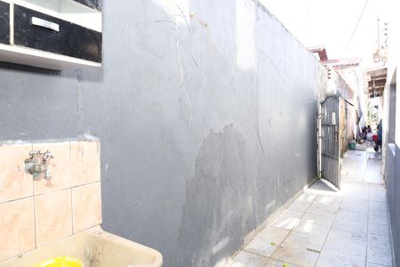 Casa para alugar com 50m², 3 quartos e sem vagaÁrea de Serviço e quintal