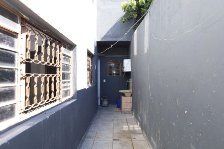 Casa para alugar com 50m², 3 quartos e sem vagaÁrea de Serviço e quintal