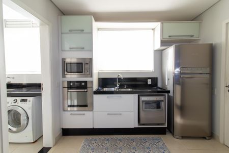 Apartamento à venda com 105m², 2 quartos e 1 vaga Apartamento à venda com 105m², 2 quartos e 1 vagaCozinha