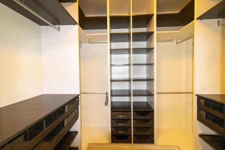 Apartamento à venda com 105m², 2 quartos e 1 vaga Apartamento à venda com 105m², 2 quartos e 1 vagaSuite