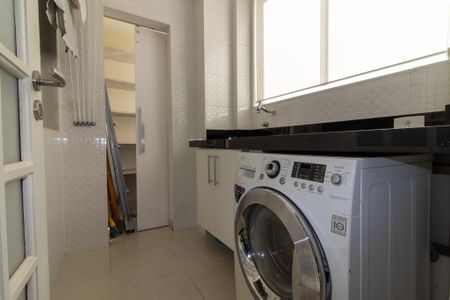 Apartamento à venda com 105m², 2 quartos e 1 vaga Apartamento à venda com 105m², 2 quartos e 1 vagaÁrea de Serviço