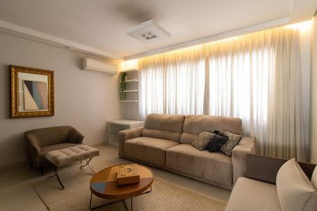 Apartamento à venda com 105m², 2 quartos e 1 vaga Apartamento à venda com 105m², 2 quartos e 1 vagaSala