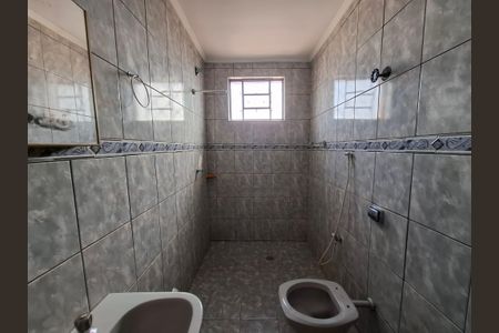 Casa para alugar com 130m², 3 quartos e 3 vagasBanheiro 2