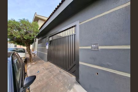 Casa para alugar com 130m², 3 quartos e 3 vagasFachada 